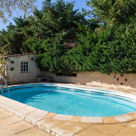 Mas Provencal De 120M2 En Camargue, Avec Piscine Et Parking Inclus, Ideal Pour Des Vacances Арль Экстерьер фото