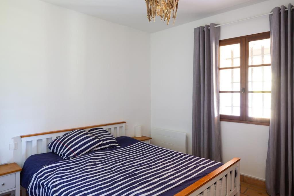Mas Provencal De 120M2 En Camargue, Avec Piscine Et Parking Inclus, Ideal Pour Des Vacances Арль Экстерьер фото