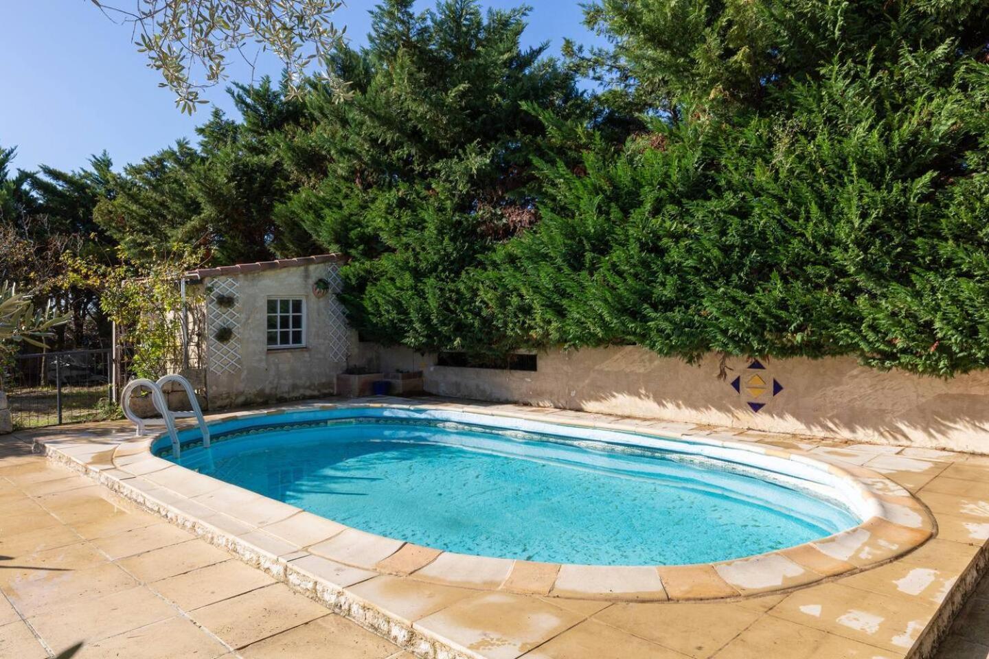 Mas Provencal De 120M2 En Camargue, Avec Piscine Et Parking Inclus, Ideal Pour Des Vacances Арль Экстерьер фото